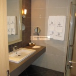 AL BURDI Hotel bath room